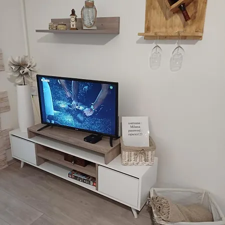 Free Private Parking Appartement *