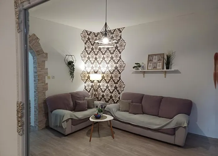 Free Private Parking 아파트 *